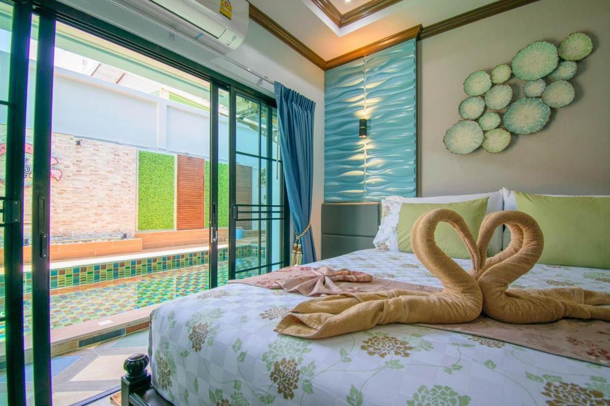 Tc Villa On Beach Koh Larn Eksteriør billede