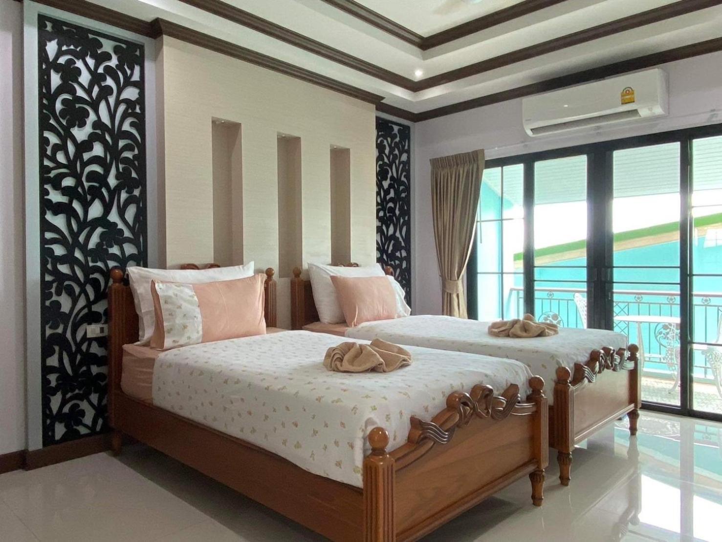 Tc Villa On Beach Koh Larn Eksteriør billede
